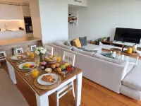 Beachfront Luxury Retreat - 4 Sao