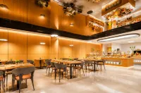 Landu Baogeli Hotel (Guiyang Yunyan Future Ark) - بار
