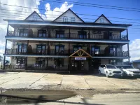 Iluna Hotel, Ergun - バルコニー