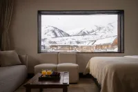 STAY·Youxin Wild Scenery Bed and Breakfast (Hemu Scenic Area Branch) - romantici