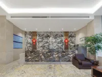 Mountains & Rivers Hotel - parking