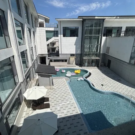 Mogan Shan Muxi Bay Wellness Private Hot Spring Homestay