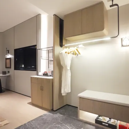 Xiaogan Wanda Jiahua Hotel