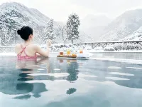 Gongga cliff Hot Spring Hotel - 4-Star