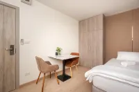 101 Residence - พร้อมระเบียง