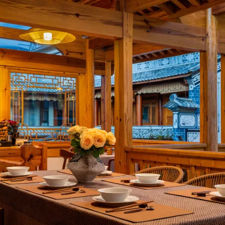 Shaxi Qingsongxia Courtyard