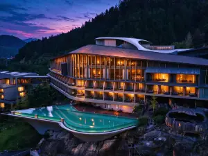 Wenzhou Wencheng Longqiyuan Wonderland Hotel