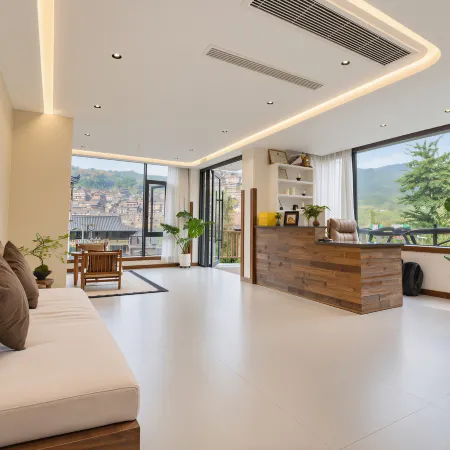Shanheju View Homestay (Observation Deck Branch, Xijiang Qianhu Miao Village)