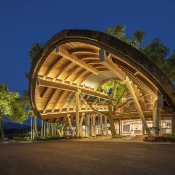 Blonsay Tropical Rainforest Resort Hotel