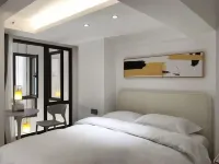 Mile Yunxi · Xiaozhu Lake View Homestay Hotels in FoCheng ShangDu