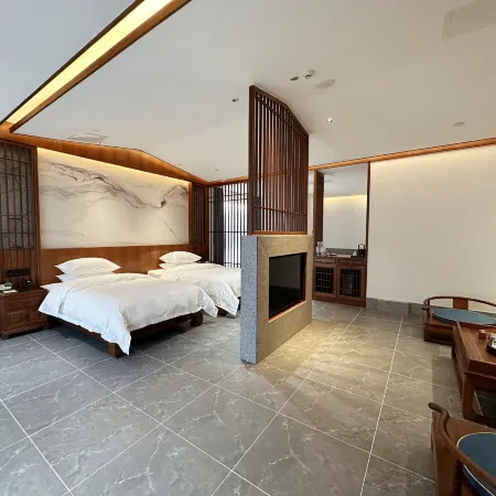 Xinxing Luxizhuyuan Homestay