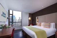 康鉑飯店（南京江寧河海大學地鐵站店） 萊克代爾專業針織（砂之船奧萊城a館店）附近的飯店