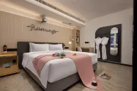 5.0 Joseph 3D Movie Hotel (Yuhuan Wuyue Plaza) Hotels near Jishan Township, Taizhou