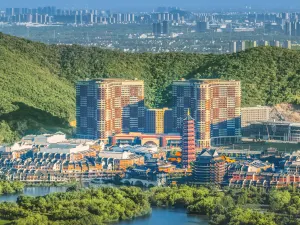 Longemont Taihu Lake Town Hotel
