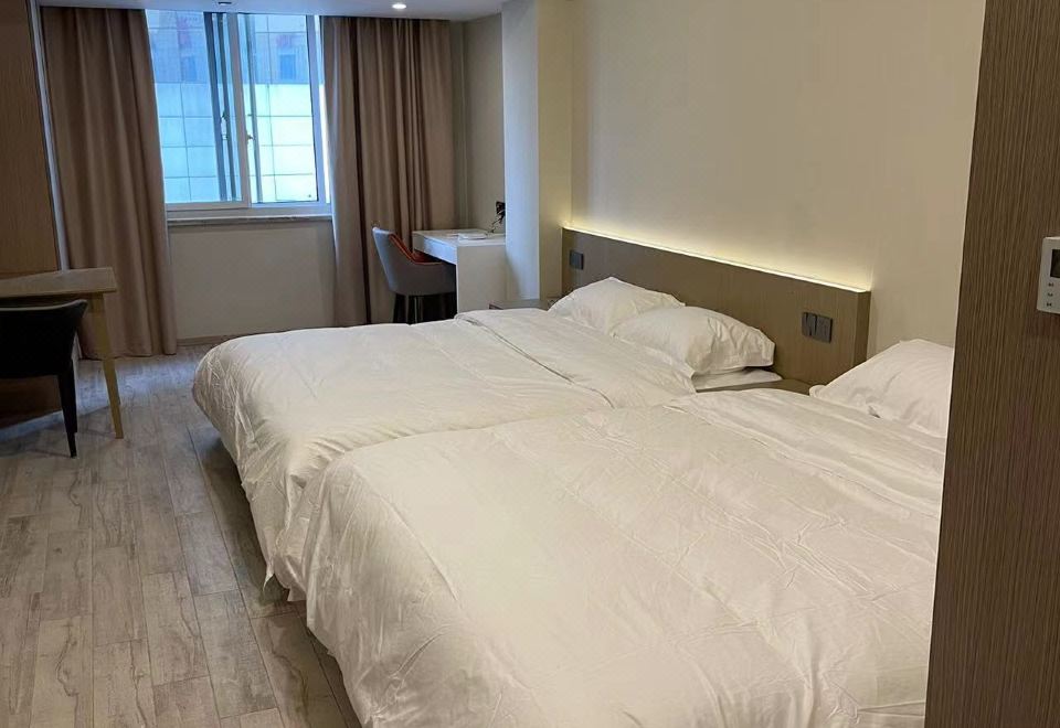 1. 롱주 호텔 상하..