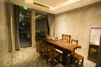 Jiuyue Smart Hotel (Yiwu Railway Station Airport)