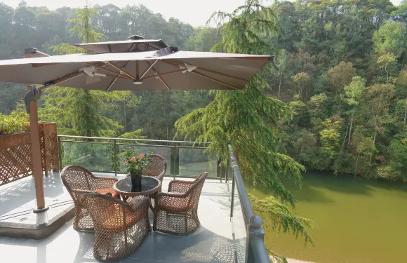 四面山山林度假酒店