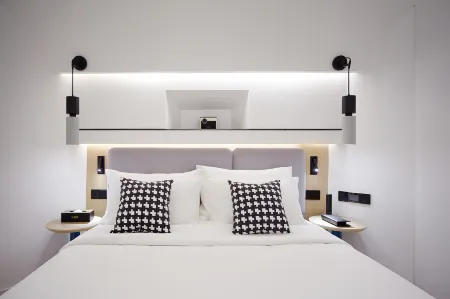 SEYA Panoramic Hotel - Chongqing Cloud Eye（Managed by SEYA GROUP）