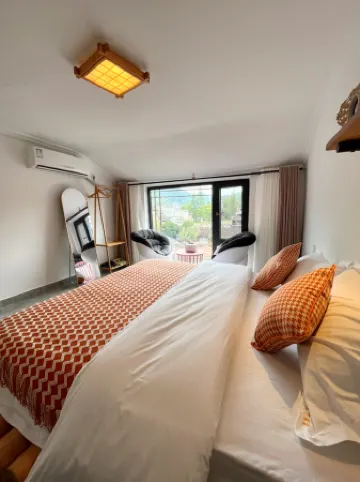 Phoenix Moonlight View Inn Отели рядом с достопримечательностью «Temple of the Queen of Heaven»