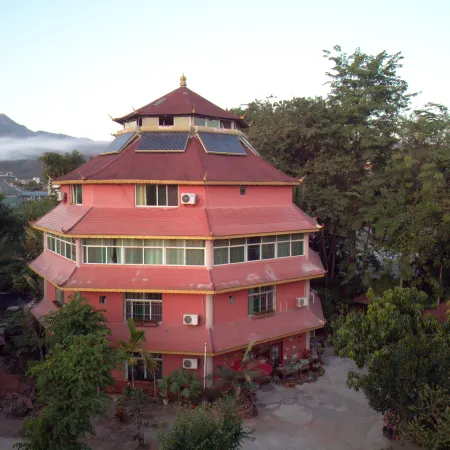 Mengla Bajiaolou Inn