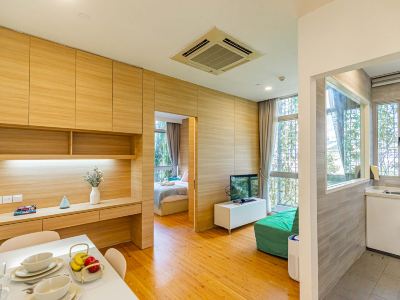 Oxley Thanksgiving Residence