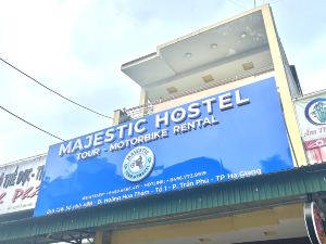 Majestic Hostel - Tour & Motorbike Rental