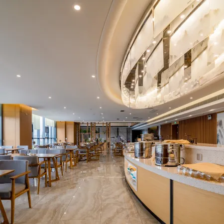 Zongbao Jiayue Hotel