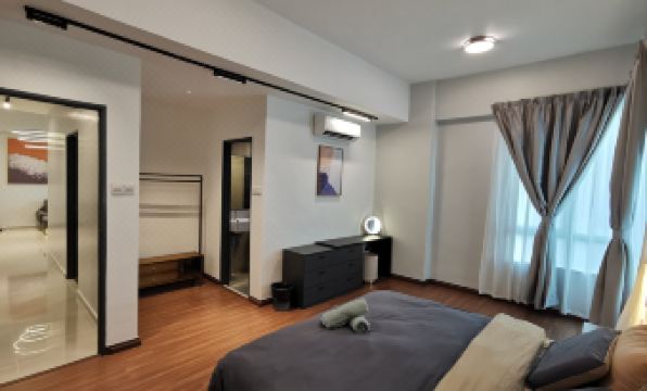 Homexuite Vacation Condo @ Sri Indah - Housity