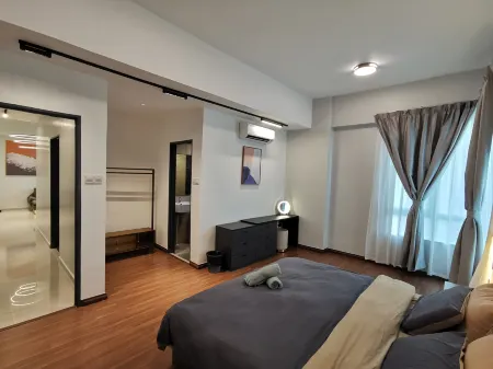Homexuite Vacation Condo @ Sri Indah Отели рядом с достопримечательностью «Agnes Newton Keith Home»