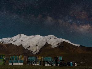 星際探索·星空營地（乃欽康桑雪山店）