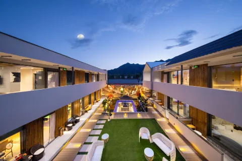 Beijing Shaofu Wei Resort Center (Yanqing Yudushan Scenic Area)