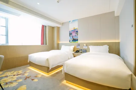 Jingxuda Hotel (Wuhan Culture Avenue Dahualing Subway Station) Отели рядом с достопримечательностью «Wuhan Institute of Engineering and Technology Teaching Building 3»