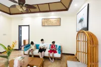 Xishuangbanna Jinghong Yunzhishu Homestay