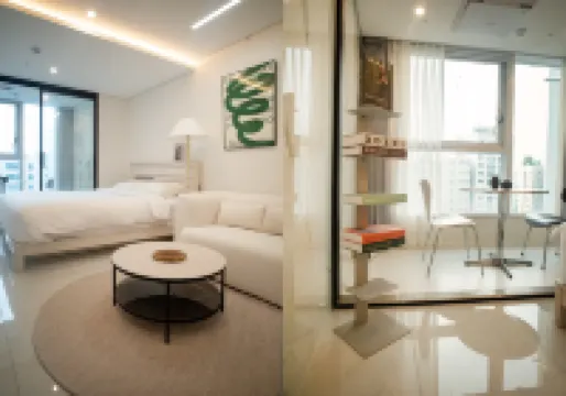 UH FLAT 瑞草飯店 Light of Life Church polarization附近的飯店