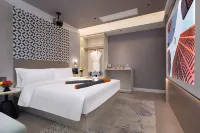 Xixili Preferred Hotel (Renhuai Guomao Shopping Center) - Parking