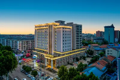 Rongxin Carrey International Hotel (Xiaogan Hubei Engineering Institute) Các khách sạn ở Hiếu Cảm