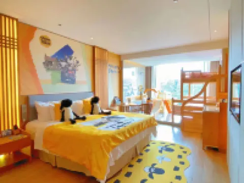 Bright Resort Hotels in Jiande