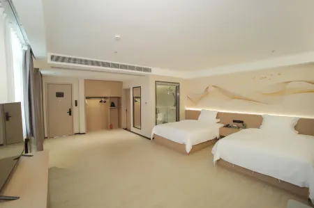 Wansiji Hotel (Chaoshan High-Speed Railway Station Chaoshan International Airport Branch) Отели рядом с достопримечательностью «Shantou Dongshan Lake»