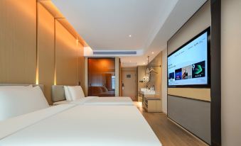 Shiyan DM International  Shanghai Road Atour Hotel