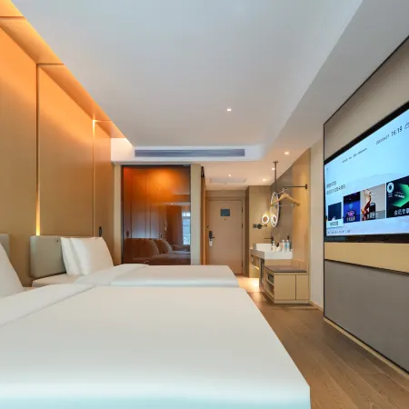 Shiyan DM International  Shanghai Road Atour Hotel