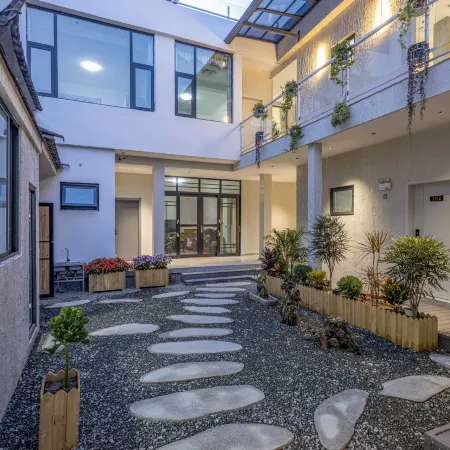 Dali Yunshuiyuebo Seaview Photography Boutique Hotel (Erhai Ecological Corridor Branch)
