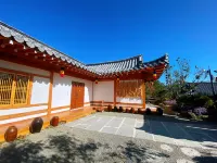 โรงแรมบ่อน้ำพุร้อนผีหยานซาน - พร้อมระเบียง