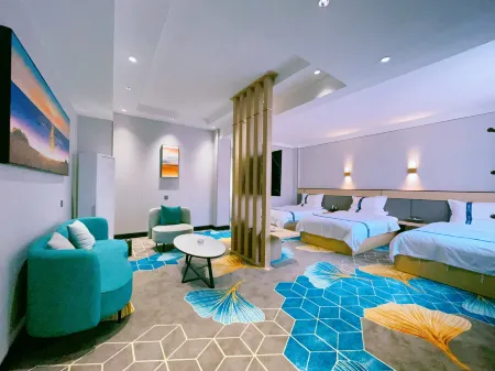 Fengyu Hotel (Gongyi Xingyue Times Square Taobao City) Отели рядом с достопримечательностью «Kang Bai Wan Zhuang Yuan»