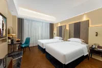 Langfang Railway Station Wanda Plaza Jinjiang Metropolo Hotel Отели рядом с достопримечательностью «Школы кафедры кафедры кафед»