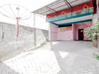 Losmen Panorama Hotels in Kretek