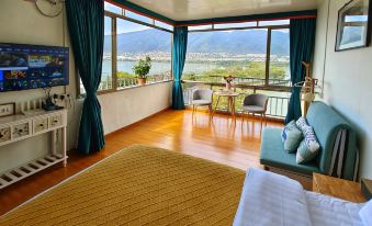 Huaxu Homestay (Qixingyan Scenic Area Store)