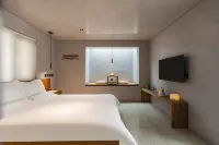 Beijing Refactor Space Hotel (Tiananmen Wangfujing Branch)