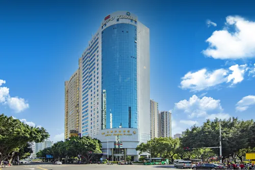 Mulan Hotel (Fuzhou Sanfang Qixiang Provincial Hospital Subway Station Store) - 2-Star