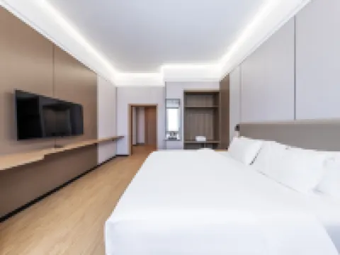Xiling Snow Mountain Maple Leaf Hotel Hotels in Dayi