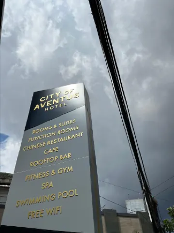 City of Aventus Hotel - Denpasar Отели рядом с достопримечательностью «Parama Group»